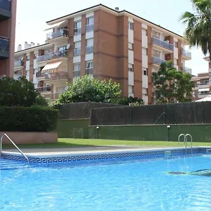  Апартаменты Fantastic 3 Bedroom Apartment, 300m To The Sea